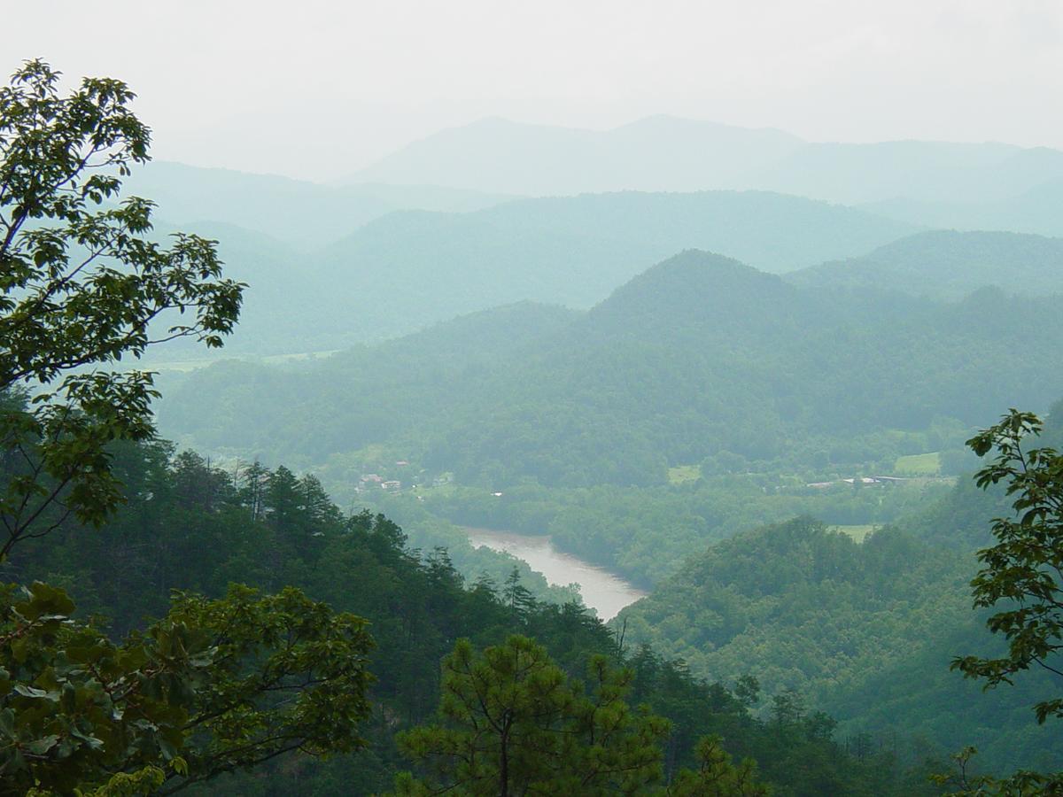 French Broad Outpost Ranch Del Rio Bagian luar foto